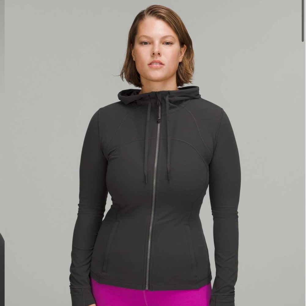 Lululemon Hooded Nulu Define Jacket in Graphite Grey Size 6